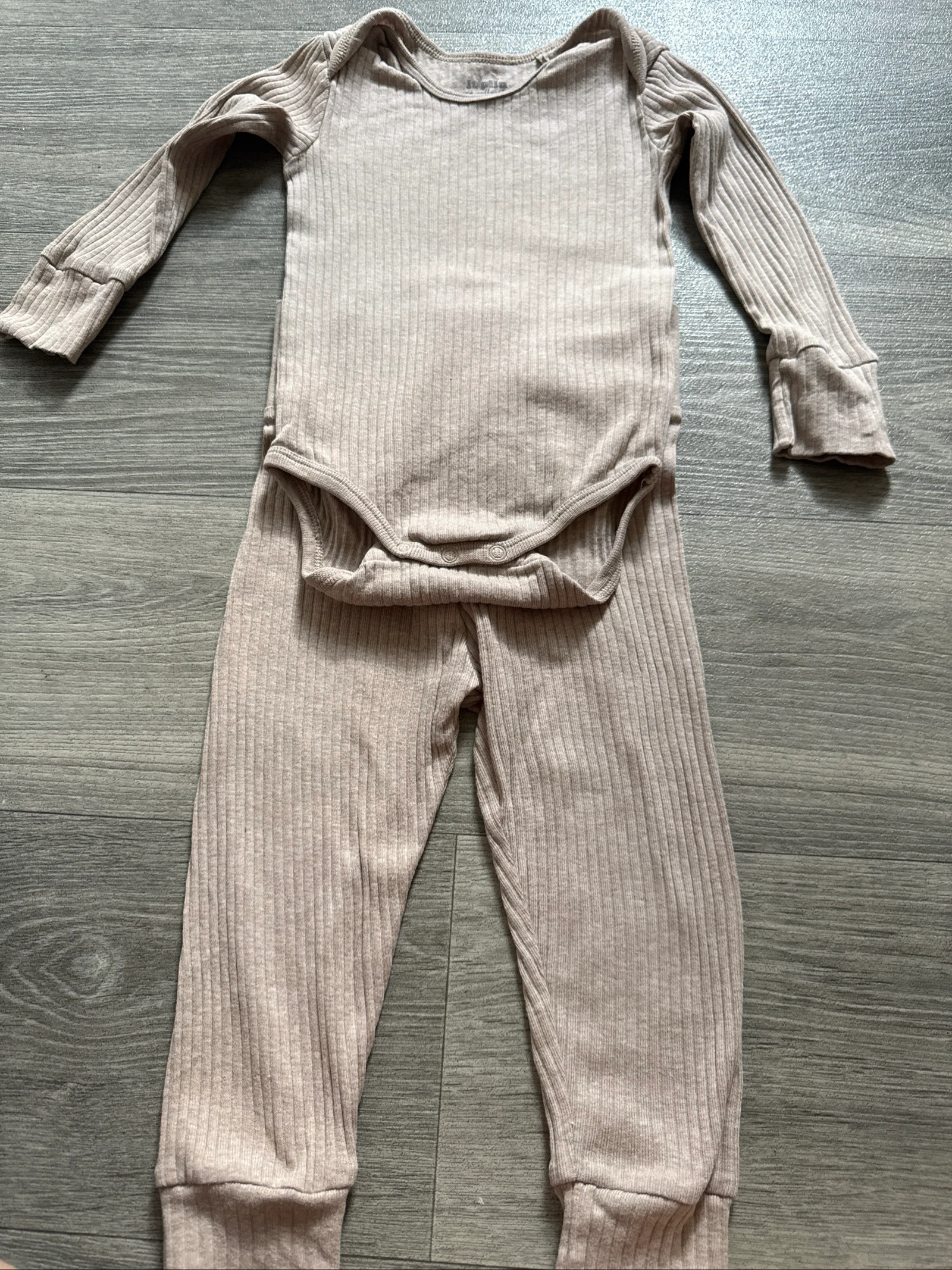 Ensemble pour bébé (6-12 mois)